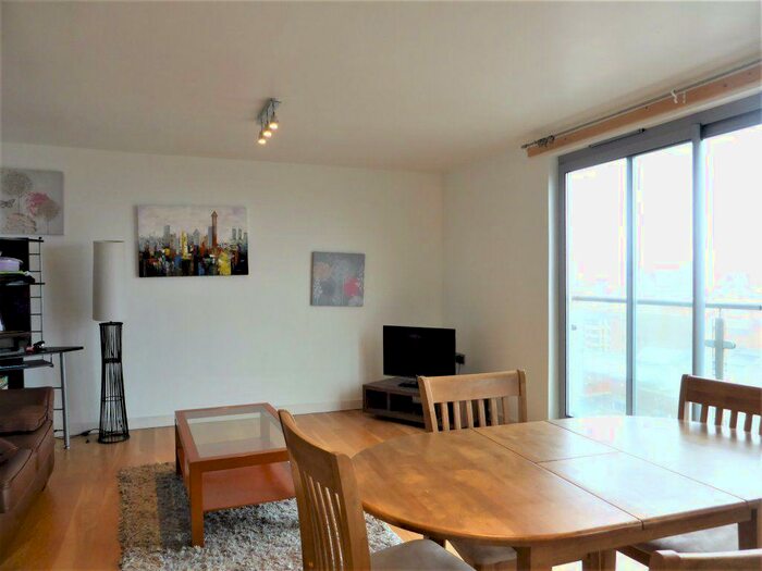 1 Bedroom Flat To Rent In Queens Road -, P16