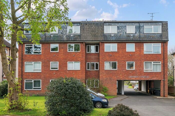 2 Bedroom Flat To Rent In Albemarle Road Beckenham, BR3