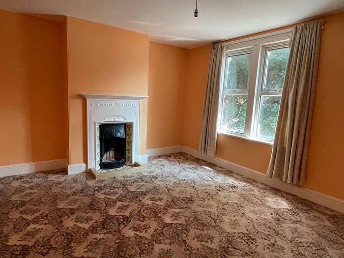 3 Bedroom Terraced House For Sale In Ashley Avenue, Burnham-On-Sea, TA8