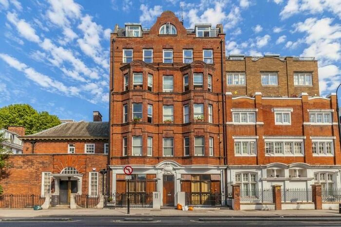 2 Bedroom Flat To Rent In Tavistock Place, London, WC1H