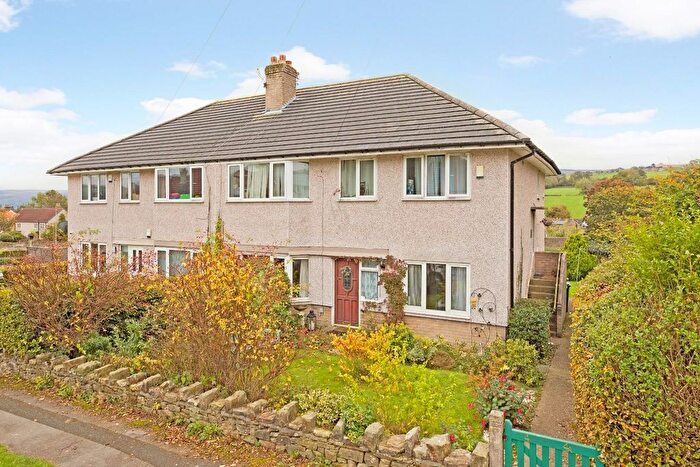 2 Bedroom Flat For Sale In Green Lane, Addingham, LS29