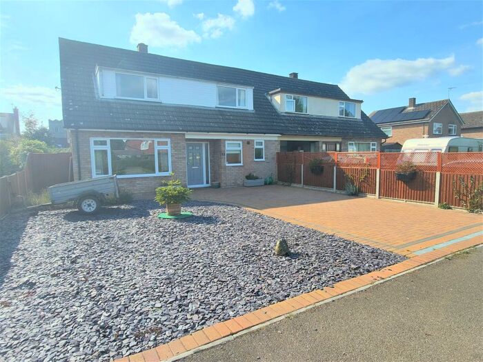 3 Bedroom House To Rent In Bishops Croft, Barningham, Bury St. Edmunds, IP31