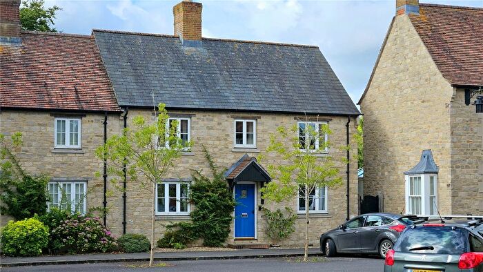 3 Bedroom Semi-Detached House For Sale In Oak Lane, Mere, Warminster, Wiltshire, BA12