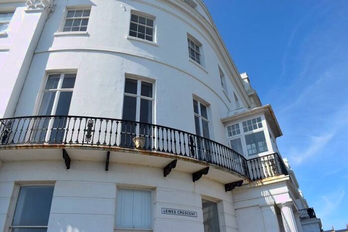 2 Bedroom Flat To Rent In Lewes Crescent, Brighton, ., BN2