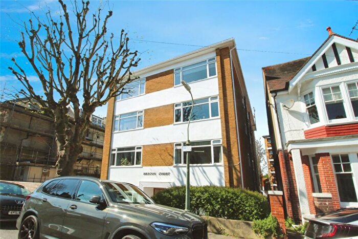 1 Bedroom Flat To Rent In Selborne Place, Hove, East Sussex, BN3