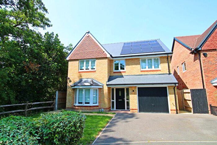 4 Bedroom Detached House For Sale In Severus Place, Langley Court, Beckenham, BR3