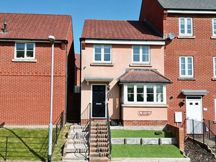 3 Bedroom End Of Terrace House For Sale In Nelson Way, Yeovil, Somerset, BA21