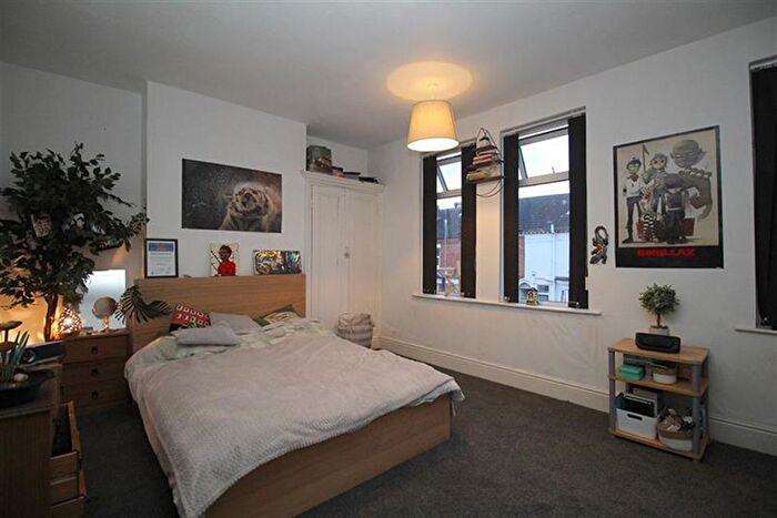 4 Bedroom Town House To Rent In Leopold Street, Loughborough, LE11