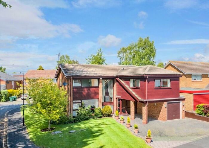 5 Bedroom Detached House To Rent In Brill Close, Coventry, CV4