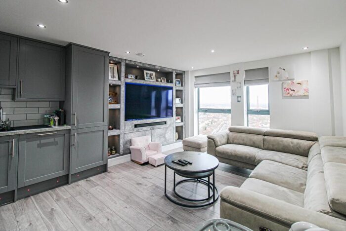 2 Bedroom Apartment To Rent In London Road, Croydon, CR0