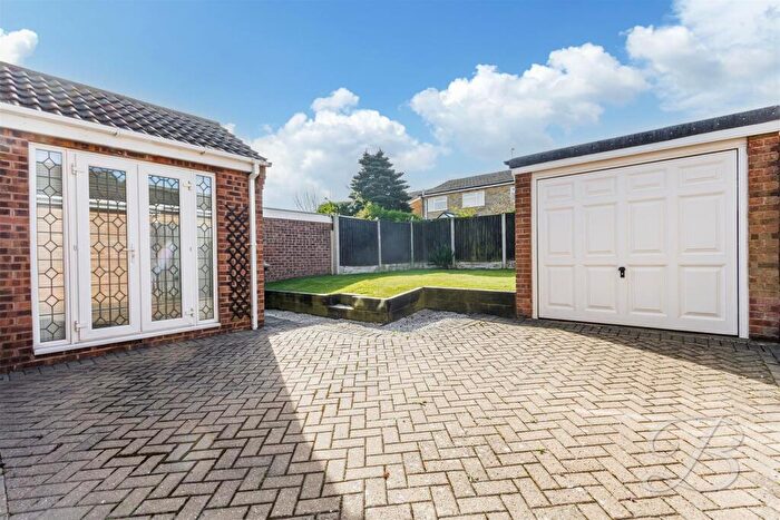3 Bedroom Detached House To Rent In Castleton Close, Ravenshead, NG15