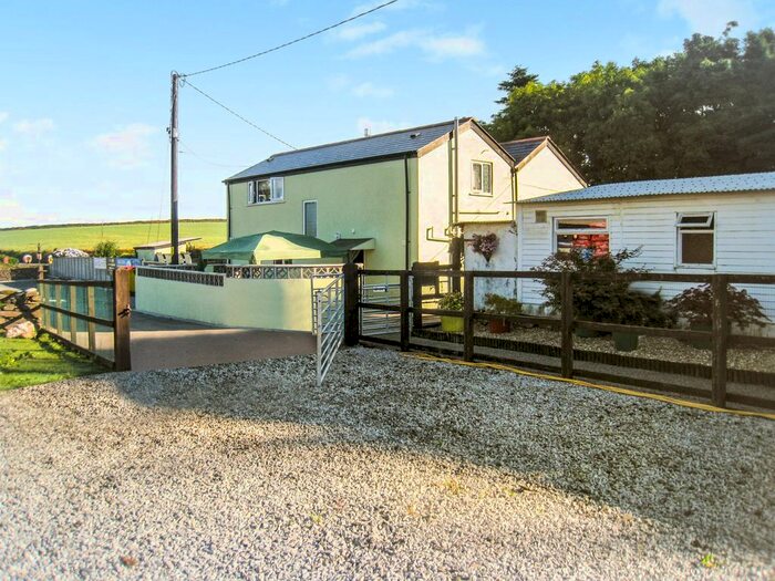 3 Bedroom Detached House For Sale In Launceston Road, Kelly Bray, Callington PL17