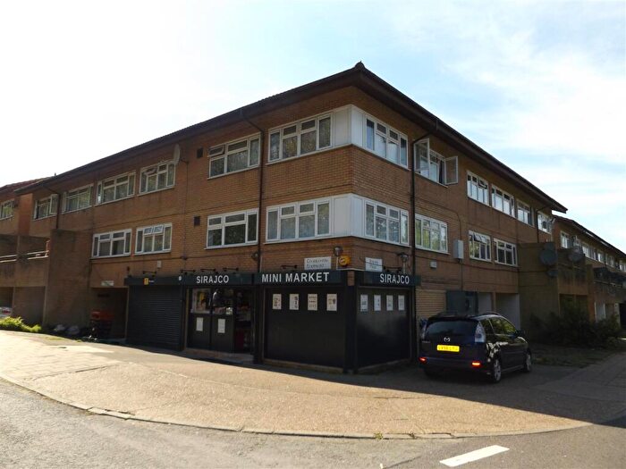 2 Bedroom Apartment To Rent In Conniburrow Boulevard, Conniburrow, Milton Keynes, MK14