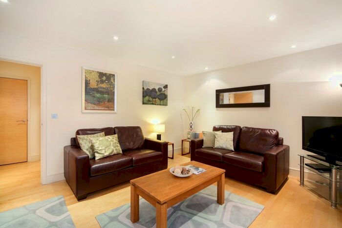 1 Bedroom Flat To Rent In Cayenne Court, London, SE1