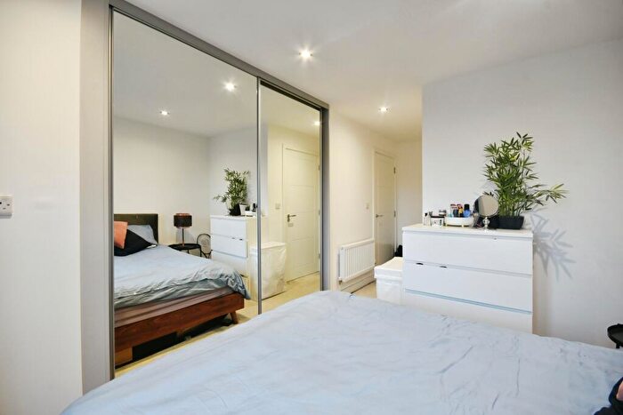 2 Bedroom Flat For Sale In Enriqueta Rylands Close, Manchester, Lancashire, M32