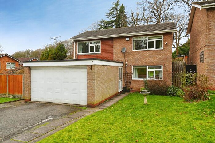 4 Bedroom Detached House For Sale In Niall Close, Edgbaston, B15