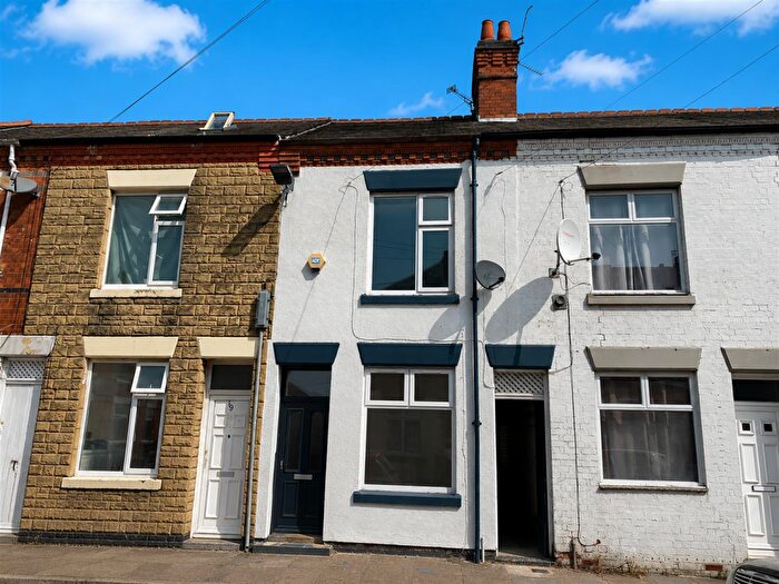 3 Bedroom Terraced House For Sale In Bosworth Street, Leicester, LE3