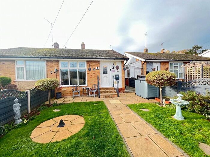 2 Bedroom Bungalow For Sale In The Willows, Daventry, Northamptonshire, NN11