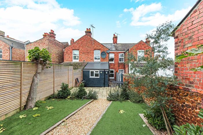 3 Bedroom Terraced House For Sale In Crescent Road, Hunstanton, PE36