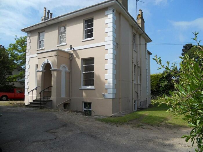 1 Bedroom Flat To Rent In Leckhampton Road, Cheltenham, GL53