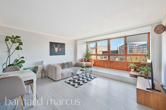 2 Bedroom Flat To Rent In Lemon Grove, Feltham, TW13