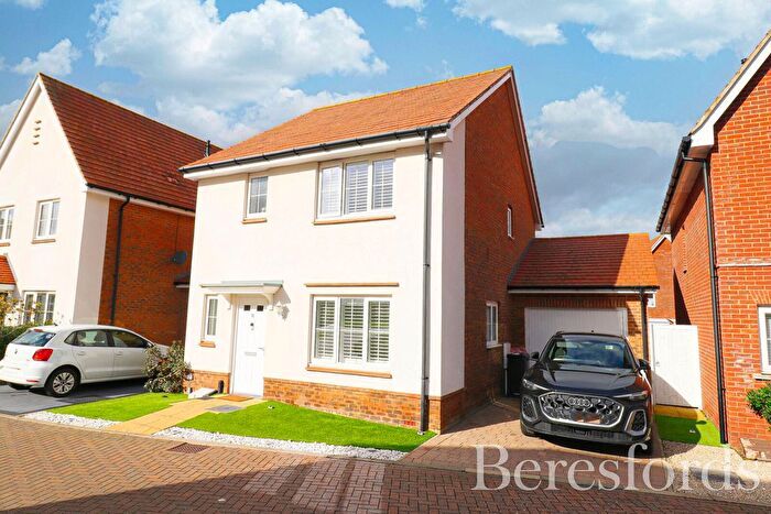 3 Bedroom Detached House For Sale In Repertor Drive, Maldon, CM9