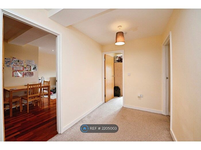 2 Bedroom Flat To Rent In The Metro, Romford, RM1