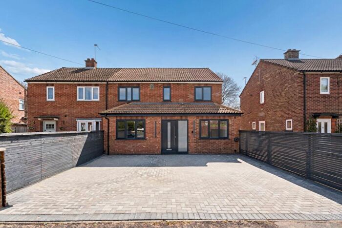 4 Bedroom Semi-Detached House For Sale In Brays Meadow, Hyde Heath, Amersham, Buckinghamshire, HP6