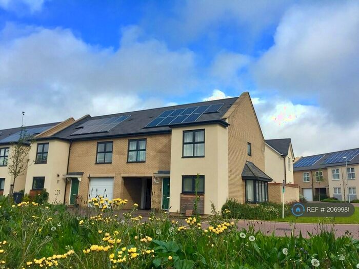 4 Bedroom Semi-Detached House To Rent In Cranesbill Close, Cambridge, CB4