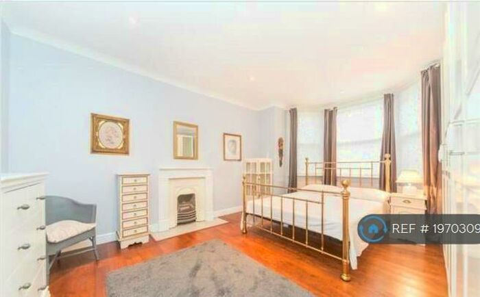 2 Bedroom Maisonette To Rent In St. Peters Road, Croydon, CR0