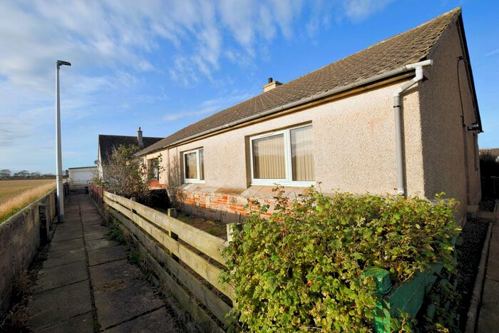 2 Bedroom Semi-Detached Bungalow For Sale In Fountain Sq, Haster, KW1