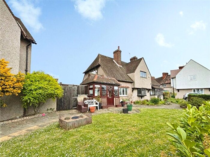 3 Bedroom End Of Terrace House For Sale In Rochester Way, London, SE9