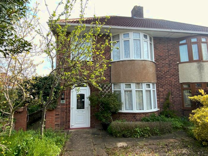 3 Bedroom Semi-Detached House To Rent In Belstead Avenue, Ipswich, IP2