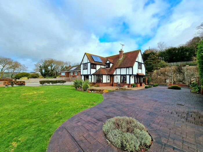 4 Bedroom Detached House For Sale In Bassett Close, Hythe, Kent., CT21