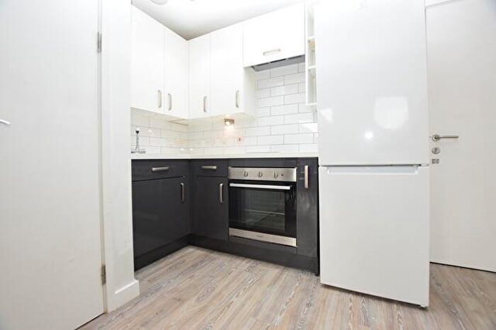 Apartment To Rent In Steelbank, Dun Works, Dun Lane, S3