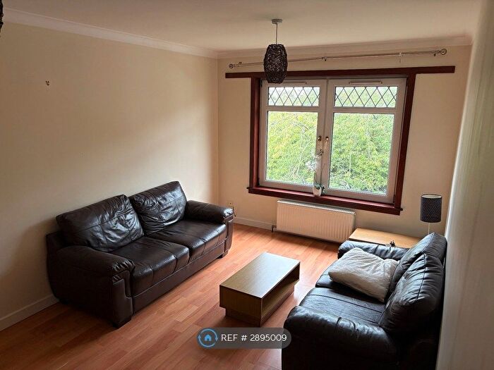 2 Bedroom Flat To Rent In Plane Tree Road, Aberdeen, AB16