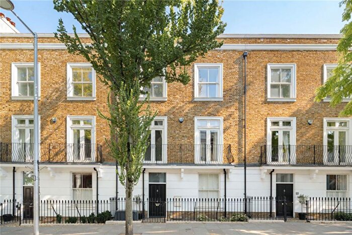 4 Bedroom Terraced House To Rent In Pembridge Road, Notting Hill, W11