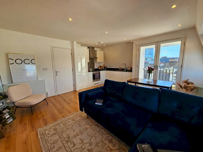 1 Bedroom Flat To Rent In Hewison Street, London, E3