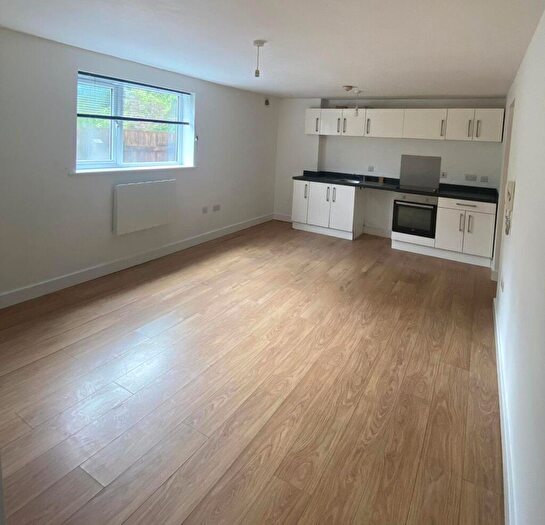 1 Bedroom Flat To Rent In Westleigh Road, Leicester, LE3