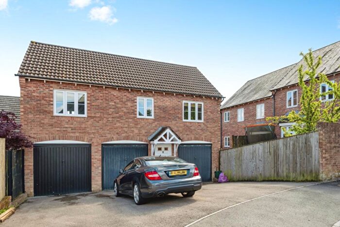 2 Bedroom Flat For Sale In Heol Y Gwartheg, Gowerton, Swansea, SA4