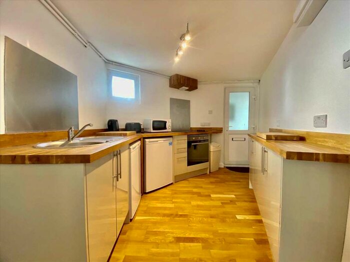 2 Bedroom Apartment To Rent In North Road West, Plymouth, PL1