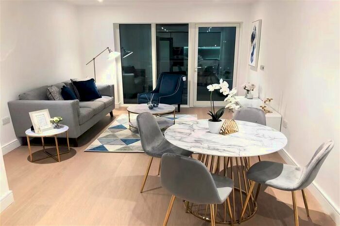 2 Bedroom Flat To Rent In Tierney Lane, London, W6