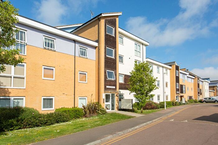 2 Bedroom Flat For Sale In Olympia Way, Whitstable, CT5