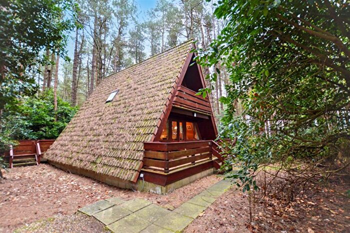 2 Bedroom Chalet For Sale In Sandy Hill Lane, Weybourne, NR25