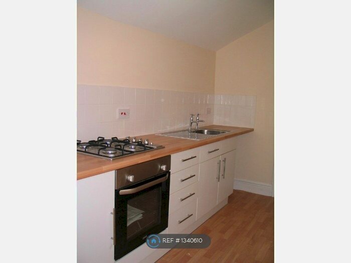 2 Bedroom Flat To Rent In Wilbraham Road, Chorlton, M21