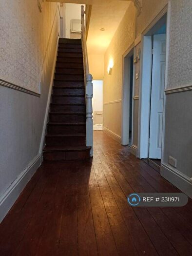 3 Bedroom Terraced House To Rent In Chauncy Road, Manchester, M40