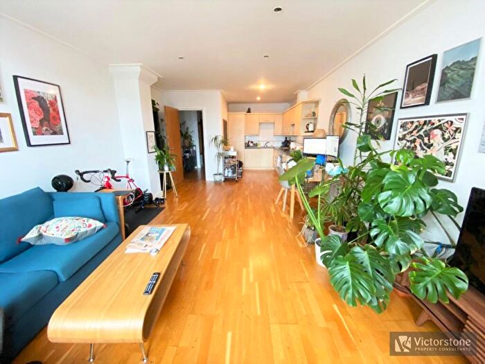 1 Bedroom Apartment To Rent In City Approach, City Road, Clerkenwell, London, EC1V