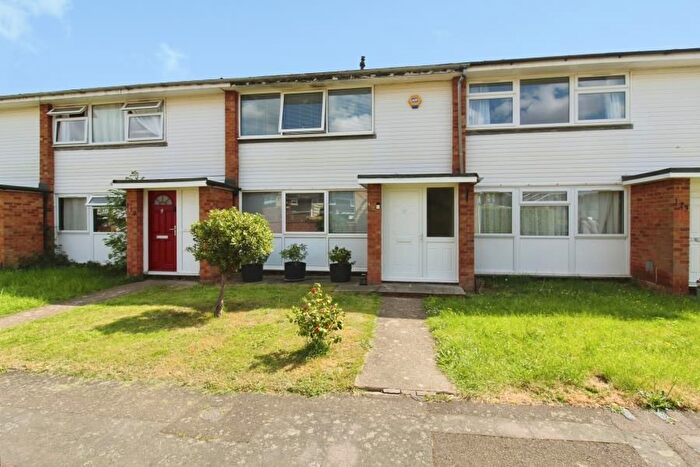 2 Bedroom Terraced House For Sale In Maypole Road, Taplow, SL6