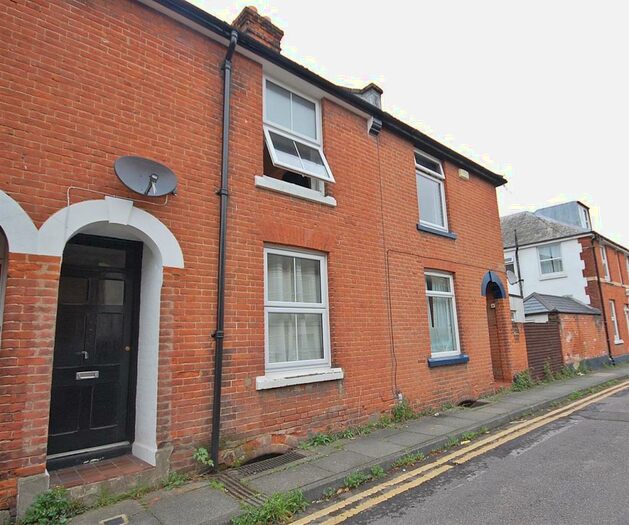 4 Bedroom Terraced House To Rent In Grove Terrace, Canterbury, CT1
