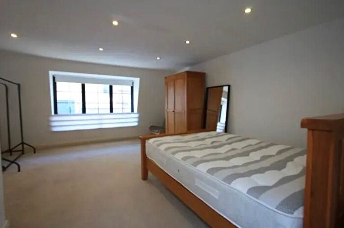 1 Bedroom Flat To Rent In Astoria Walk, Brixton, SW9